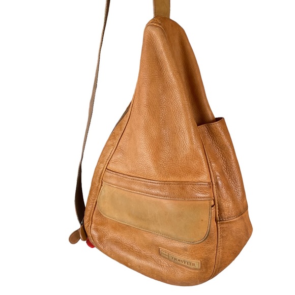 L.L. Bean Handbags - L.L Bean Vintage Leather Traveler Ameribag Crossbody Sling  Sachel Camel Brown